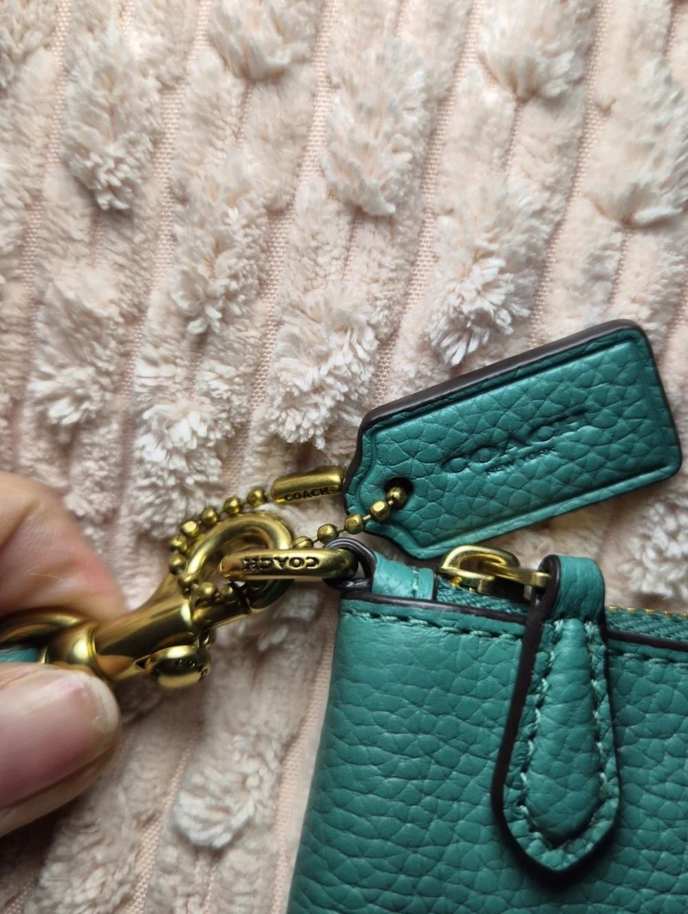 COACH Polished Pebble Leather Small Wristlet - Teal / Green
